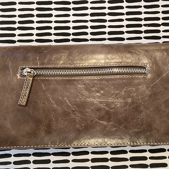 CHINESE LAUNDRY CLUTCH - Picture 5 of 16